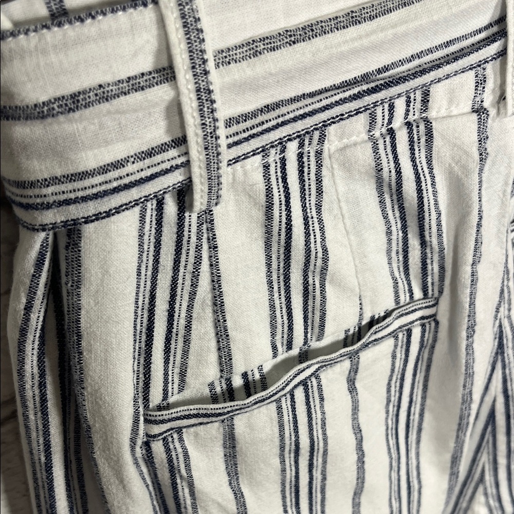 Madewell Linen Cotton Paperbag Pants in Navy & White Stripe size 00 - Picture 6 of 9